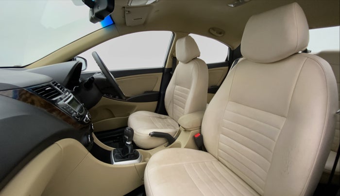 2014 Hyundai Verna FLUIDIC 1.4 CRDI CX, Diesel, Manual, 49,178 km, Right Side Front Door Cabin