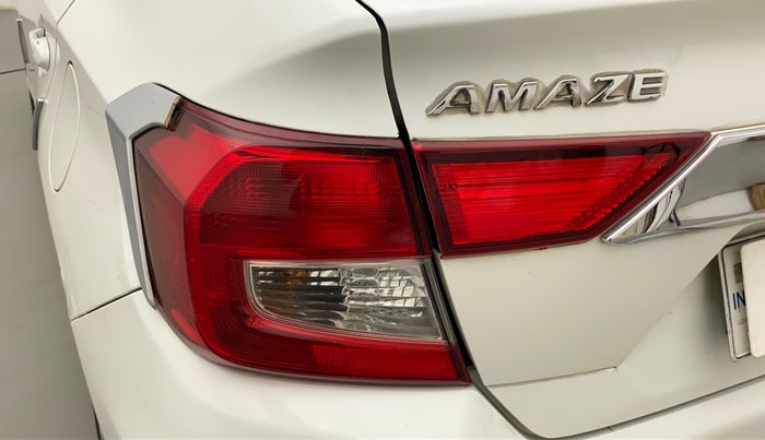 2019 Honda Amaze VX AT I DTEC, Diesel, Automatic, 70,422 km, Left tail light - Chrome has minor damage