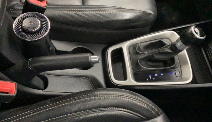 2019 Hyundai VENUE SX PLUS 1.0 TURBO DCT, Petrol, Automatic, 72,579 km, Gear Lever