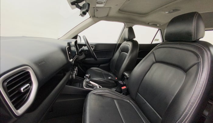 2019 Hyundai VENUE SX PLUS 1.0 TURBO DCT, Petrol, Automatic, 72,579 km, Right Side Front Door Cabin