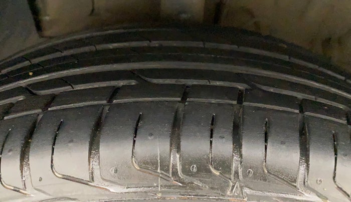 2019 Hyundai VENUE SX PLUS 1.0 TURBO DCT, Petrol, Automatic, 72,579 km, Left Front Tyre Tread