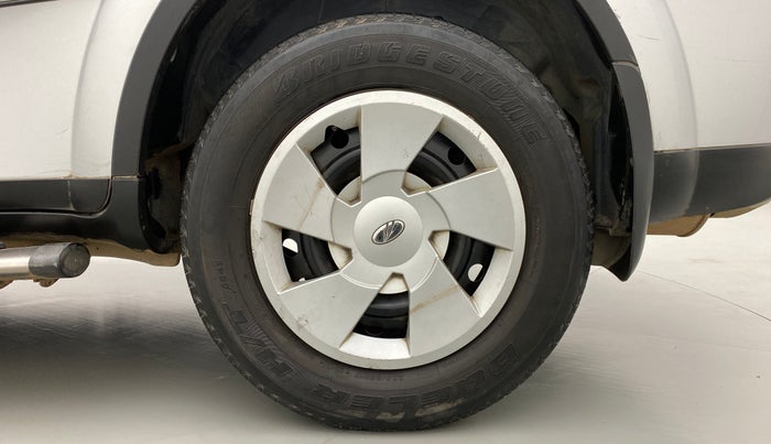 2015 Mahindra XUV500 W6 4X2, Diesel, Manual, 77,326 km, Left Rear Wheel