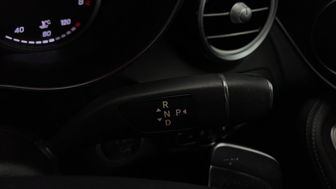 2016 Mercedes-benz GLC 250, Automatic, 84066 km, Gear Lever 