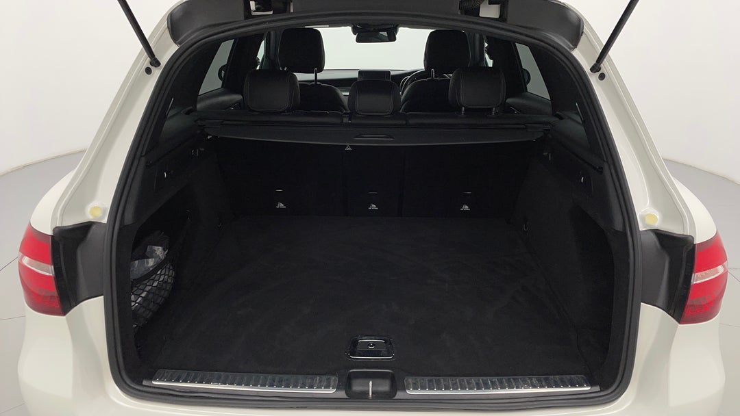 2016 Mercedes-benz GLC 250, Automatic, 84066 km, Boot Inside View