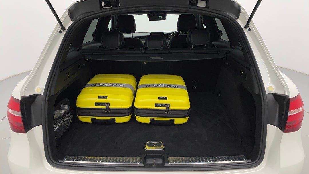 2016 Mercedes-benz GLC 250, Automatic, 84066 km, Boot Inside View with Luggage
