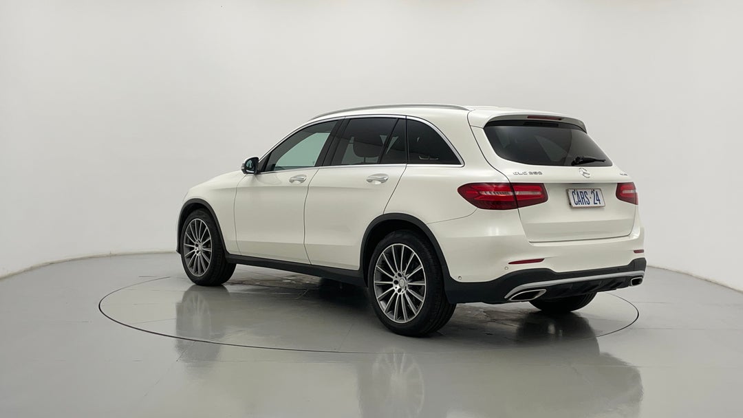 2016 Mercedes-benz GLC 250, Automatic, 84066 km, Left Back Diagonal (45- Degree) View