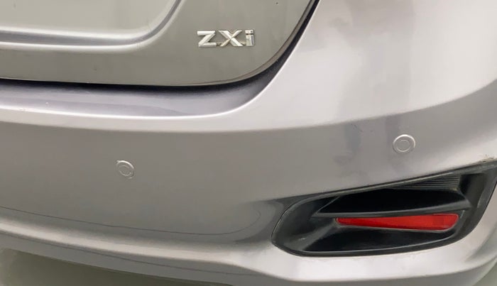 2016 Maruti Ciaz ZXI AT, Petrol, Automatic, 83,055 km, Infotainment system - Parking sensor not working