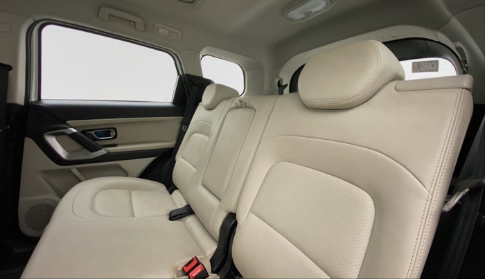 2021 Tata Safari XZA PLUS, Diesel, Automatic, 39,163 km, Right Side Rear Door Cabin