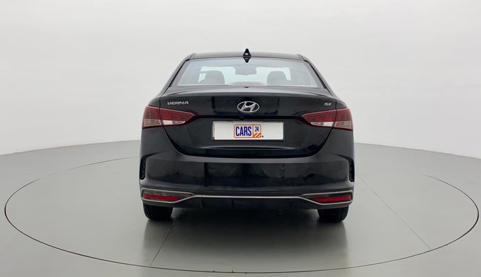 2021 Hyundai Verna SX PETROL MT, Petrol, Manual, 22,228 km, Back/Rear