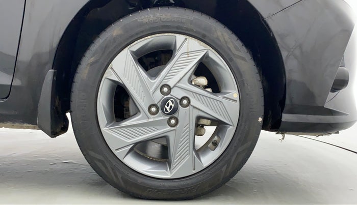 2021 Hyundai Verna SX PETROL MT, Petrol, Manual, 22,228 km, Right Front Wheel