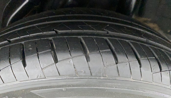 2021 Hyundai Verna SX PETROL MT, Petrol, Manual, 22,228 km, Left Rear Tyre Tread