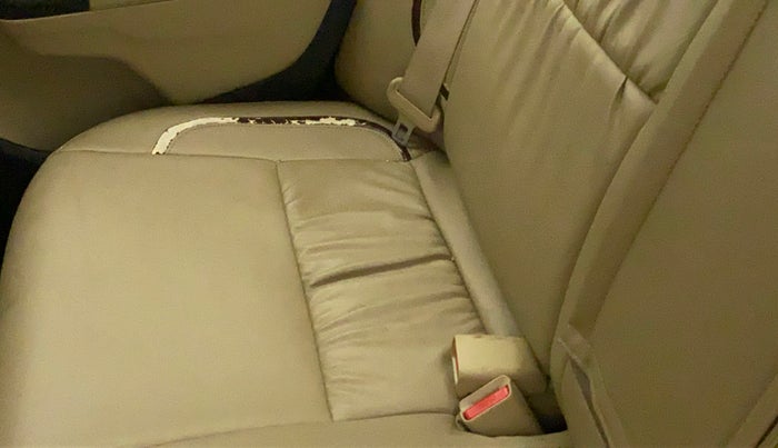 2014 Honda City 1.5L I-VTEC SV, Petrol, Manual, 62,816 km, Second-row right seat - Cover slightly torn