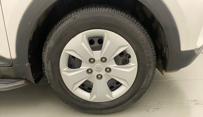2018 Hyundai Creta E PLUS 1.6 PETROL, Petrol, Manual, 54,510 km, Right Front Wheel