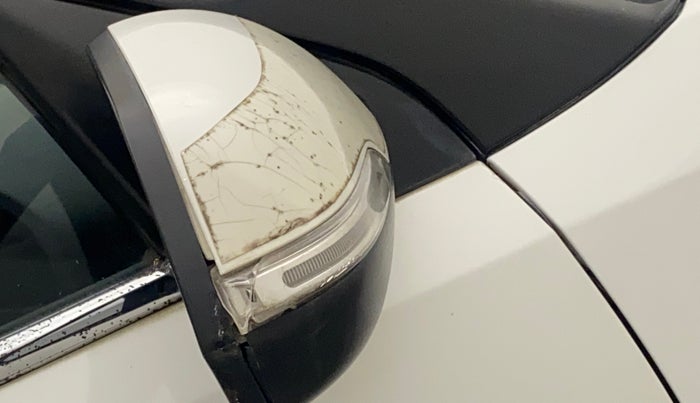 2018 Hyundai Creta E PLUS 1.6 PETROL, Petrol, Manual, 54,510 km, Right rear-view mirror - Indicator light has minor damage