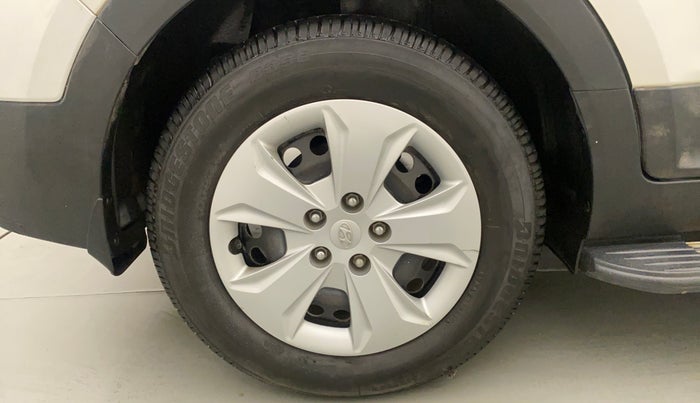 2018 Hyundai Creta E PLUS 1.6 PETROL, Petrol, Manual, 54,510 km, Right Rear Wheel