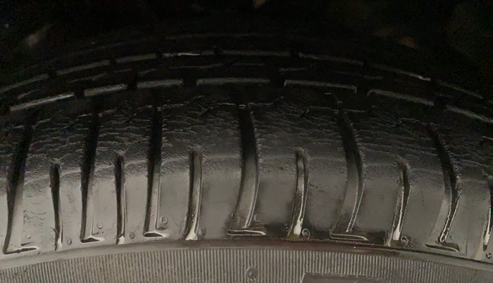 2018 Hyundai Creta E PLUS 1.6 PETROL, Petrol, Manual, 54,510 km, Left Front Tyre Tread