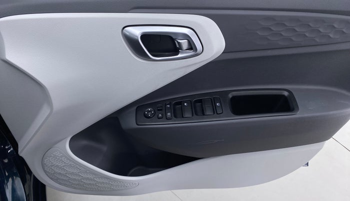 2021 Hyundai GRAND I10 NIOS SPORTZ 1.2 AT, Petrol, Automatic, 2,015 km, Driver Side Door Panels Control