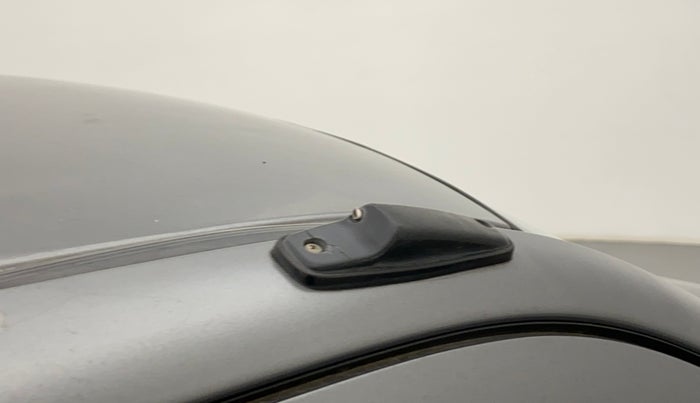 2012 Maruti Wagon R 1.0 LXI, Petrol, Manual, 69,796 km, Roof - Antenna has minor damage