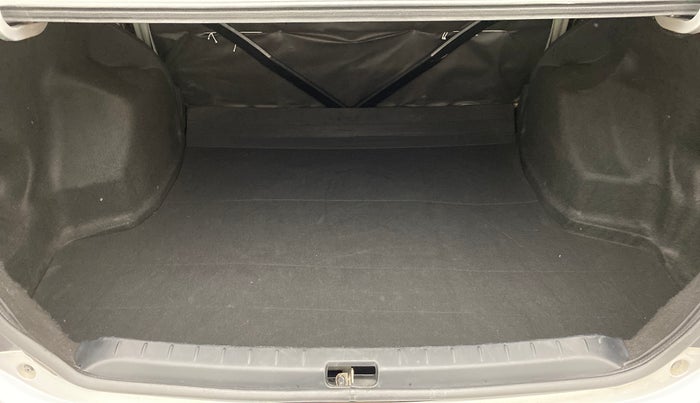 2015 Toyota Etios VX, Petrol, Manual, 41,578 km, Boot Inside