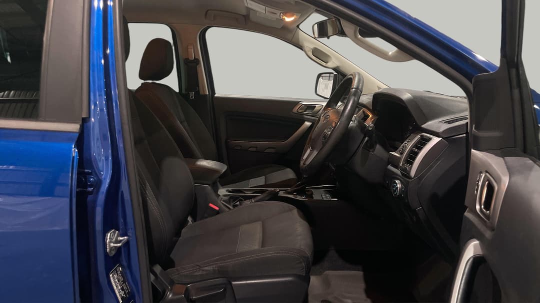 2021 Ford Ranger Xlt 2.0 (4x4), Automatic, 72680 km, Right Side Front Door Cabin View