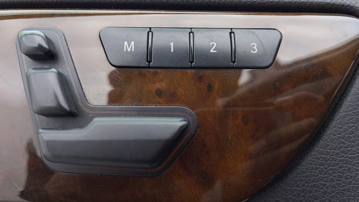 Mercedes Benz GL-Class-Driver Side Adjustment Panel