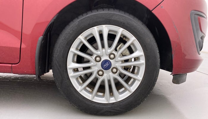 2021 Ford Figo Aspire TITANIUM 1.2 PETROL, Petrol, Manual, 29,246 km, Right Front Wheel