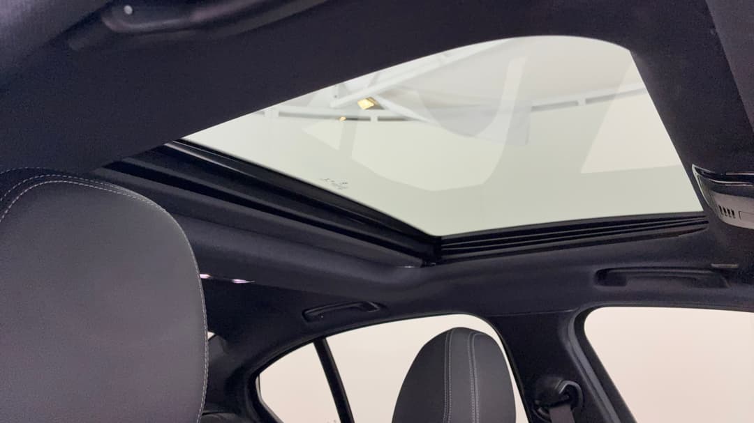 2022 BMW 3 30i M Sport, Automatic, 31816 km, Interior Sunroof/Moonroof