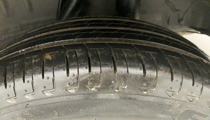 2018 Honda Amaze 1.2L I-VTEC S, Petrol, Manual, 75,552 km, Left Rear Tyre Tread