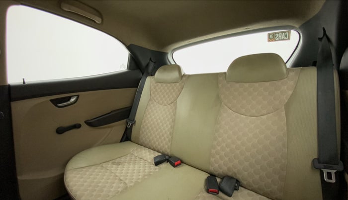 2017 Hyundai Eon SPORTZ, Petrol, Manual, 49,791 km, Right Side Rear Door Cabin