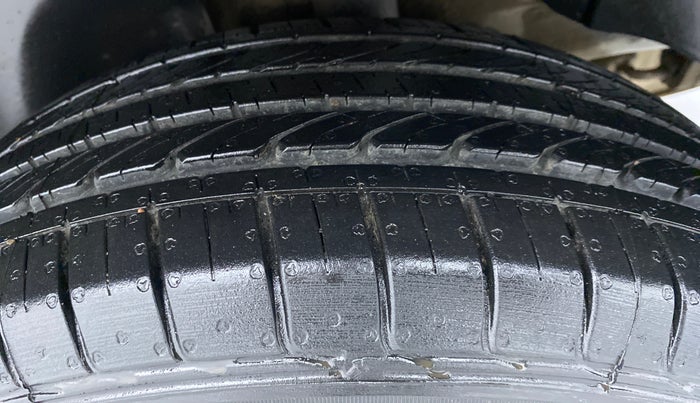 2020 KIA SELTOS HTE 1.5 MT DIESEL, Diesel, Manual, 82,756 km, Left Rear Tyre Tread