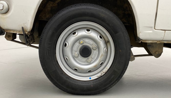 2018 Maruti OMNI E 8 STR, Petrol, Manual, 16,844 km, Right Rear Wheel