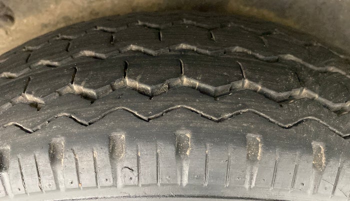 2018 Maruti OMNI E 8 STR, Petrol, Manual, 16,844 km, Left Rear Tyre Tread