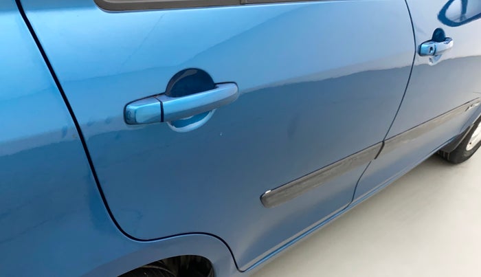 2012 Maruti Swift Dzire ZXI, Petrol, Manual, 1,08,955 km, Right rear door - Paint has faded
