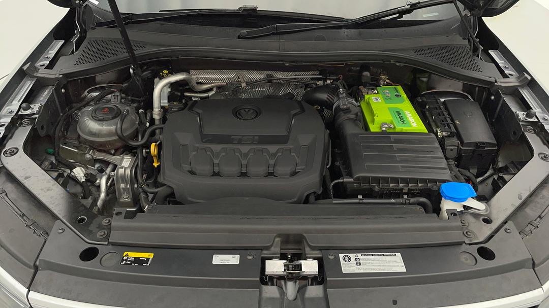 2018 Volkswagen Tiguan 132 Tsi Comfortline, Automatic, 82164 km, Open Bonnet (Engine)