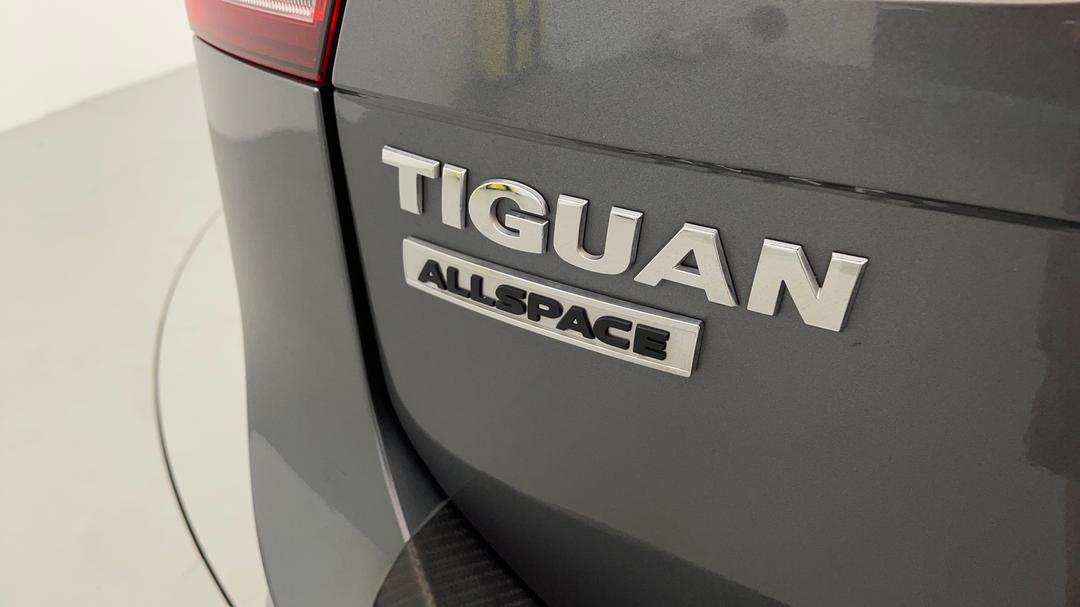 2018 Volkswagen Tiguan 132 Tsi Comfortline, Automatic, 82164 km, Badge (Boot Left Side)