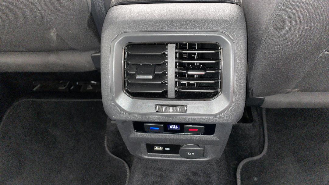 2018 Volkswagen Tiguan 132 Tsi Comfortline, Automatic, 82164 km, Rear A/C Vent