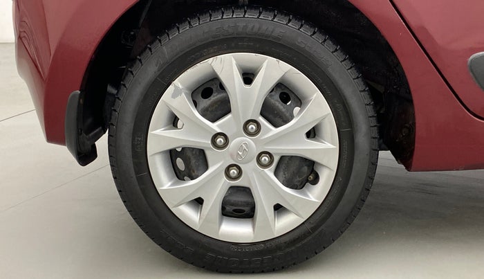2015 Hyundai Grand i10 SPORTZ 1.2 KAPPA VTVT, Petrol, Manual, 87,960 km, Right Rear Wheel