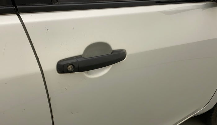 2012 Maruti Ritz VXI, Petrol, Manual, 53,625 km, Driver-side door - Minor scratches
