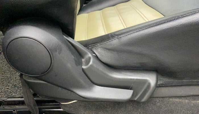 2020 Maruti IGNIS ZETA 1.2 AMT, Petrol, Automatic, 23,051 km, Driver Side Adjustment Panel