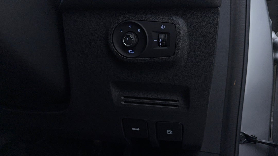 Utility Switches/Buttons