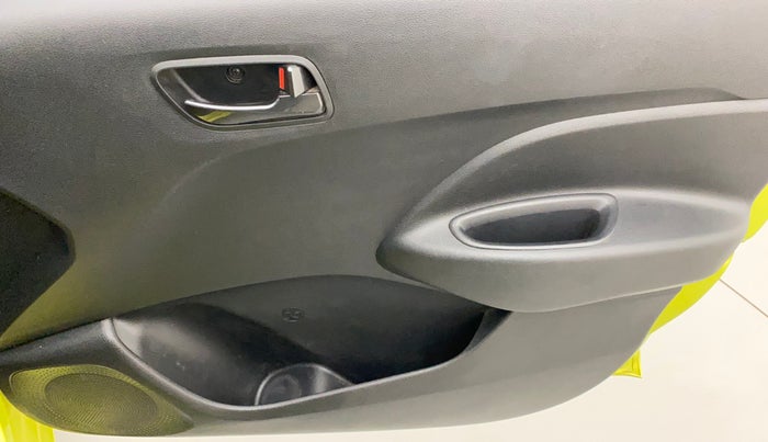 2019 Hyundai NEW SANTRO SPORTZ AMT, Petrol, Automatic, 35,855 km, Driver Side Door Panels Control