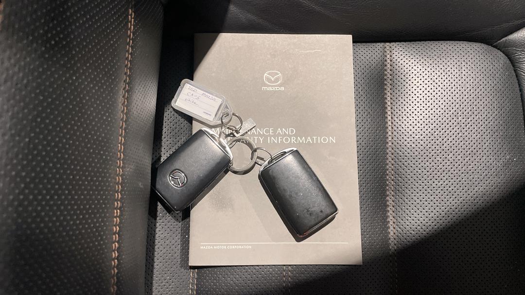 2021 Mazda CX-5 Gt (AWD), Automatic, 107958 km, Key Close-up