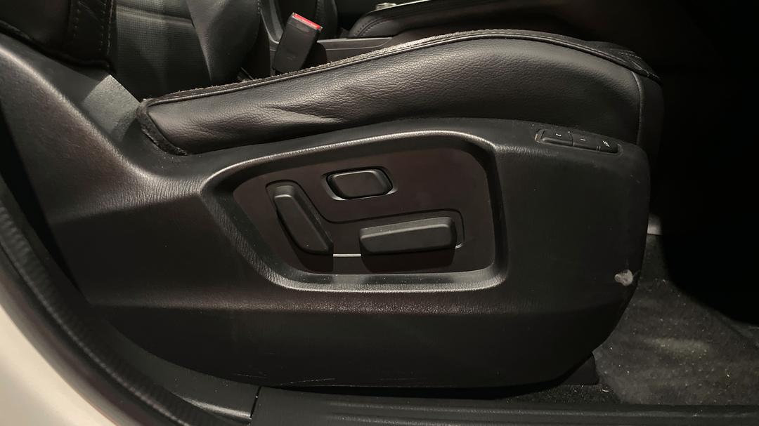 2021 Mazda CX-5 Gt (AWD), Automatic, 107958 km, Drivers Side Adjustment Panel