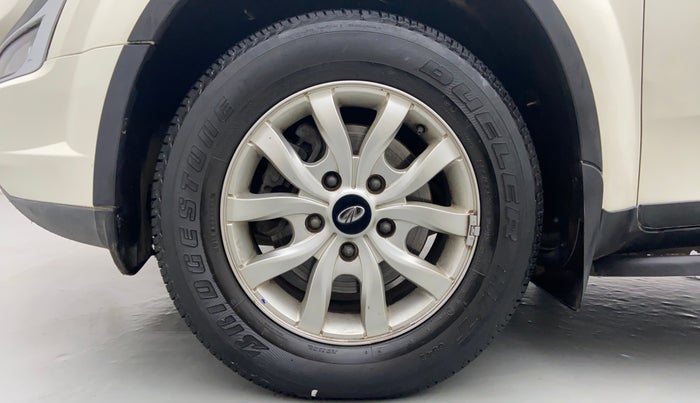 2015 Mahindra XUV500 W10, Diesel, Manual, 47,728 km, Left Front Wheel