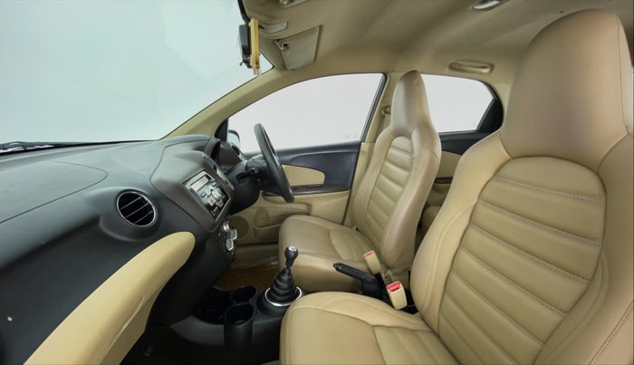 2013 Honda Brio 1.2 V MT I VTEC, Petrol, Manual, 42,545 km, Right Side Front Door Cabin