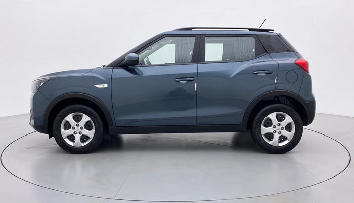 2022 Mahindra XUV300 W6 AT, Diesel, Automatic, 4,486 km, Left Side