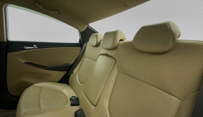 2013 Hyundai Verna FLUIDIC 1.6 VTVT SX OPT AT, Petrol, Automatic, 56,110 km, Right Side Rear Door Cabin