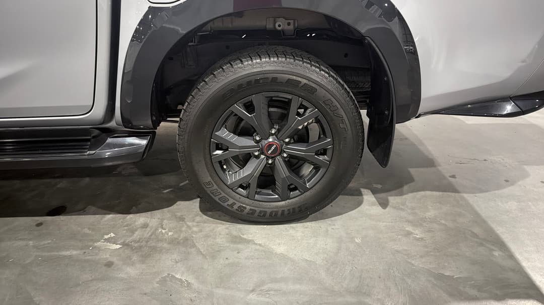 2023 Isuzu D-MAX X-terrain (4x4), Automatic, 57799 km, Left Rear Wheel