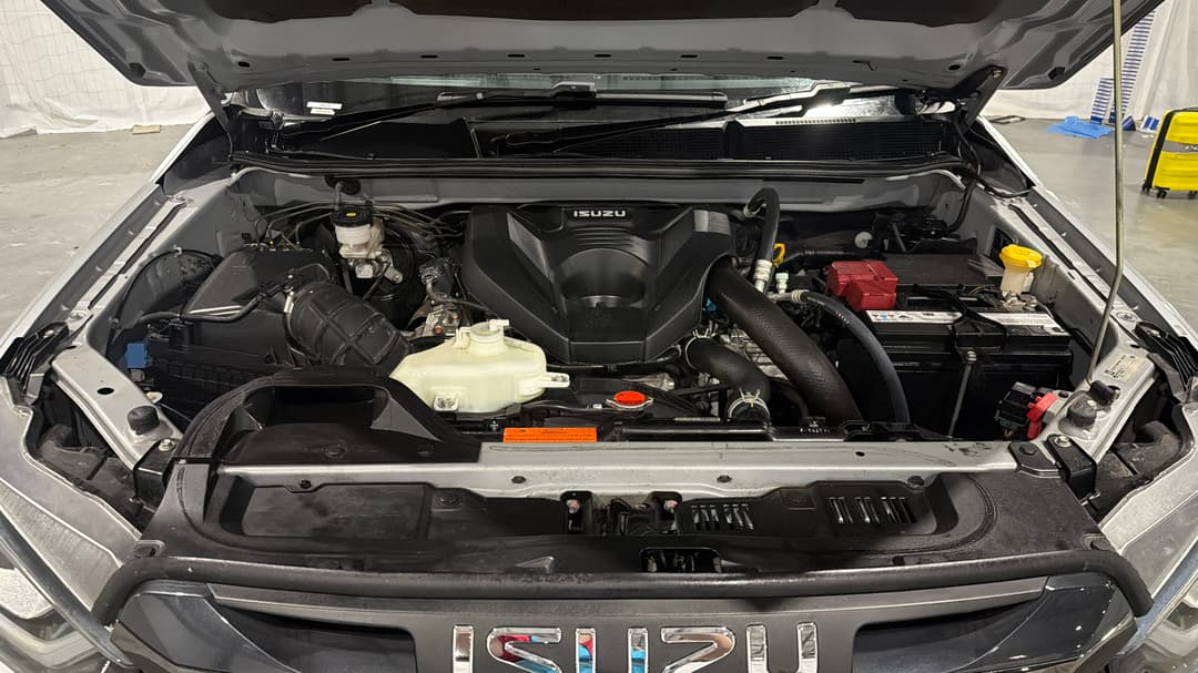 2023 Isuzu D-MAX X-terrain (4x4), Automatic, 57799 km, Open Bonnet (Engine)