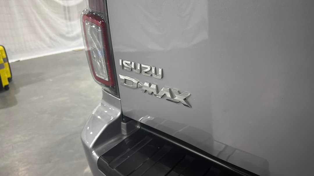 2023 Isuzu D-MAX X-terrain (4x4), Automatic, 57799 km, Badge (Boot Left Side)
